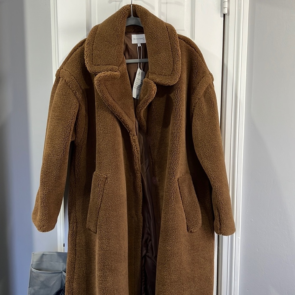 BNWT Full Length Teddy Coat from Warehouse London
